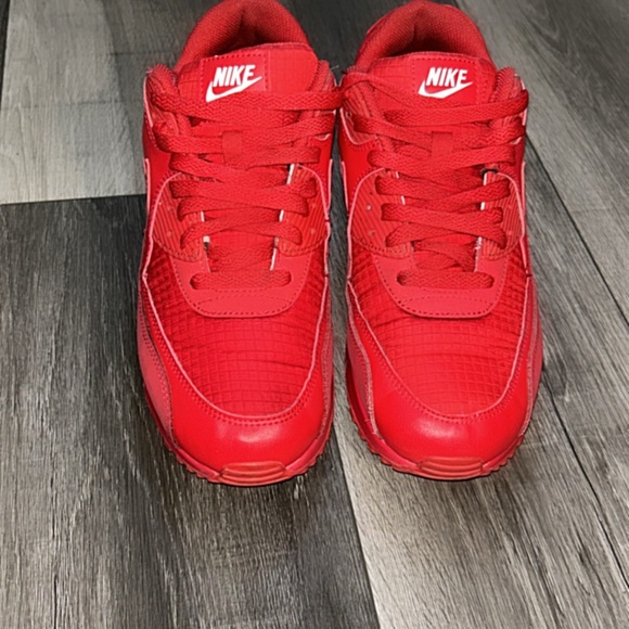 Nike Air Max 90s - Picture 4 of 5